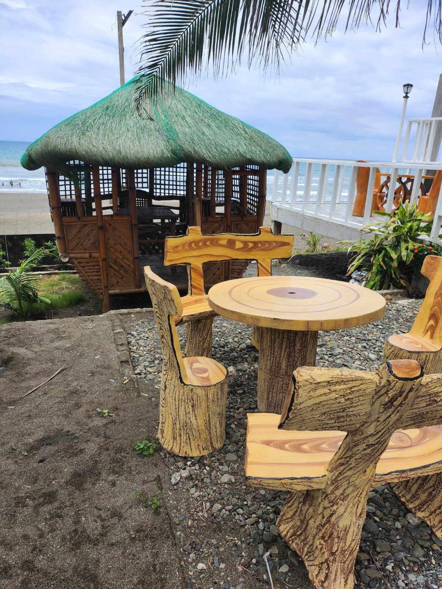 Costa Alora Beach Resort Dingalan Bagian luar foto